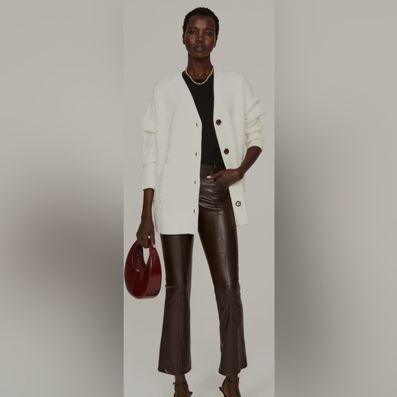 Off White Cardigan Osman by
Yousefzada Collective - Picture 1 of 5